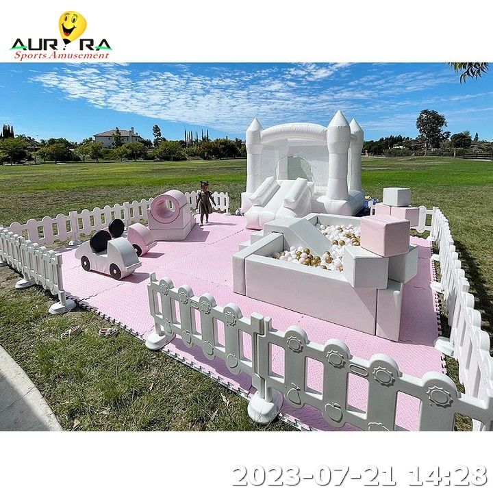 10 乗客 ソフトプレイ フェンス 子供 屋外 遊び場 ソフトプレイ 移動 ゲート 庭園