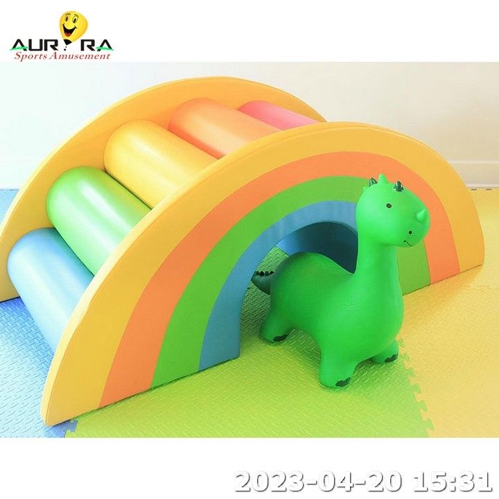 オレンジの丸いボール ピットプールゲーム 遊び場 子供 スライド 室内ソフトプレイ