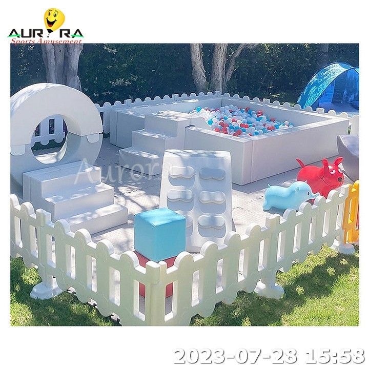 ソフトプレイセット 子供ソフトプレイ メリーゴー ラウンド 屋外遊び場 クライマーボールピット
