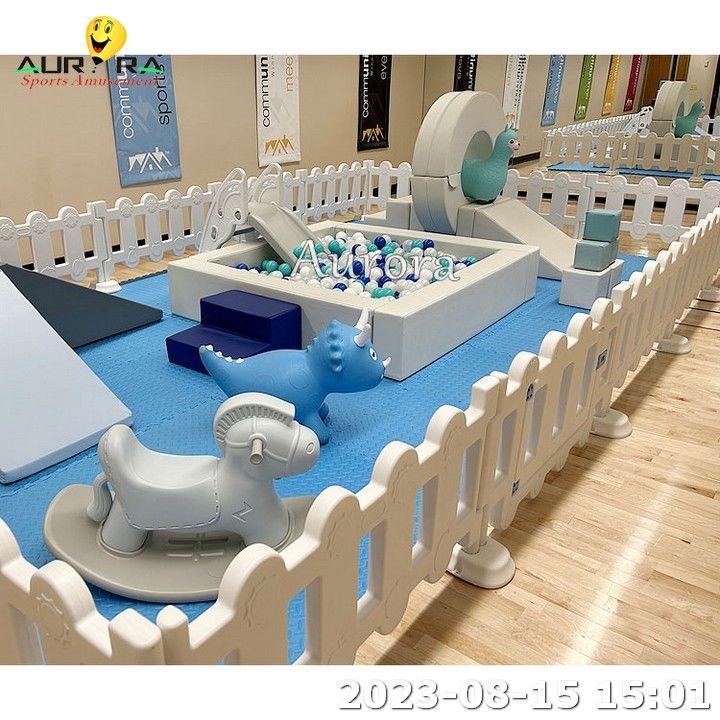 ホワイトフェンス ソフトプレイ 屋外ソフトプレイ 設備 屋内 パーティーのための小さなエリア レンタル